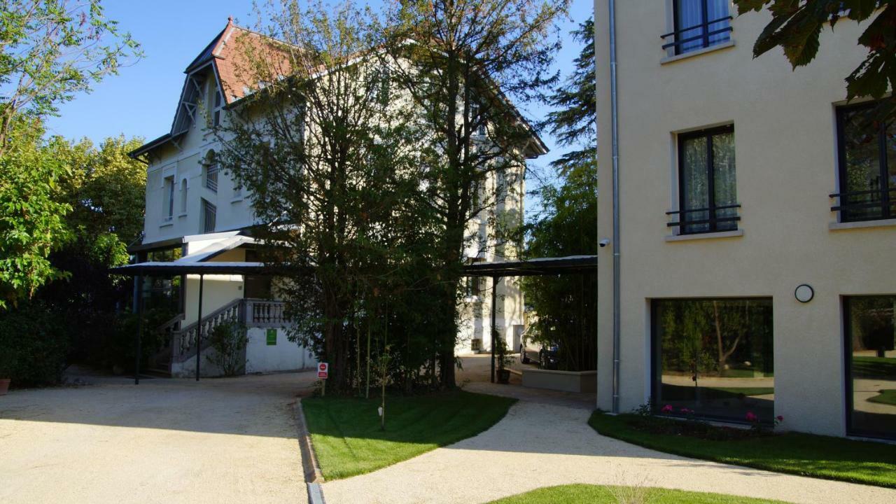 Hotel De Charme L'Oree Du Parc Romans-sur-Isère المظهر الخارجي الصورة